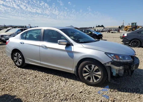 2013 Honda Accord Lx z USA, uszkodzony, nr VIN 1HGCR2F37DA070449